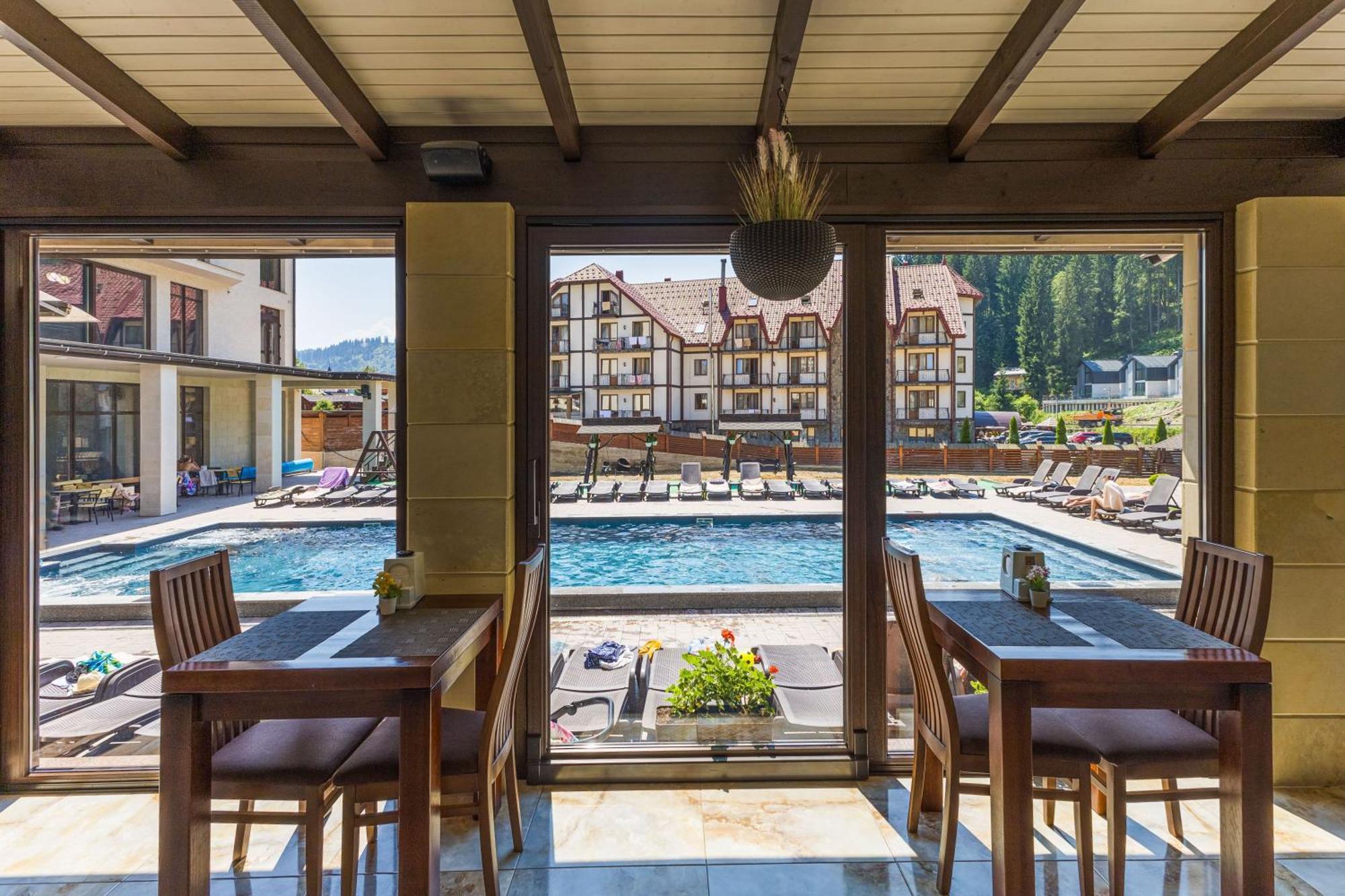 בוקובל Continental Spa Resort מראה חיצוני תמונה