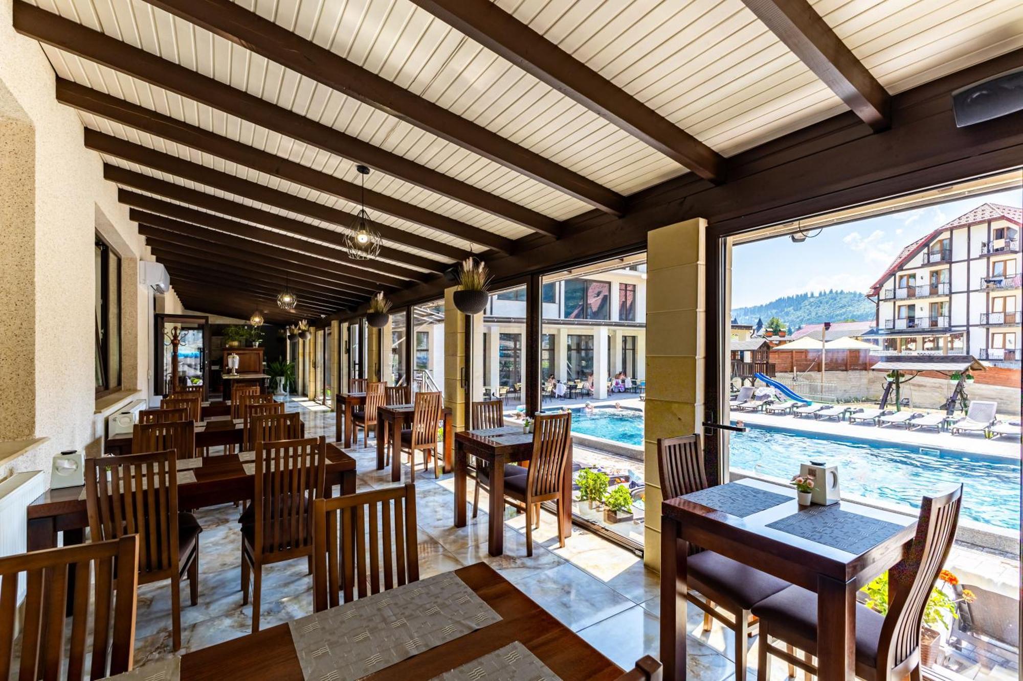 בוקובל Continental Spa Resort מראה חיצוני תמונה